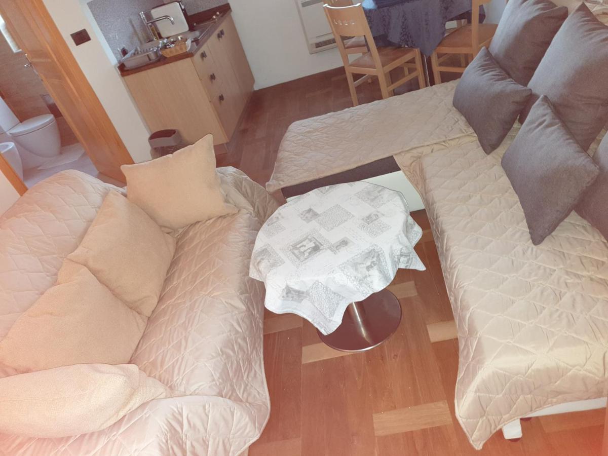 Smartno Apartmaji Sobe Josko Bagian luar foto